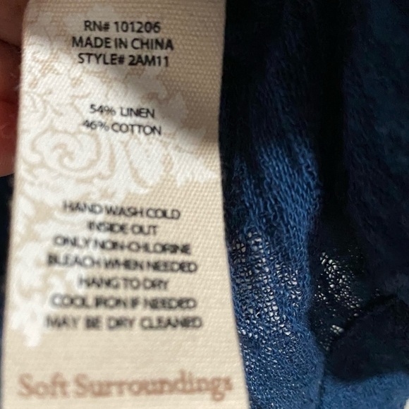 Soft Surroundings Topanga Top in Deep Blue Sea, New With out Tags - Picture 4 of 7